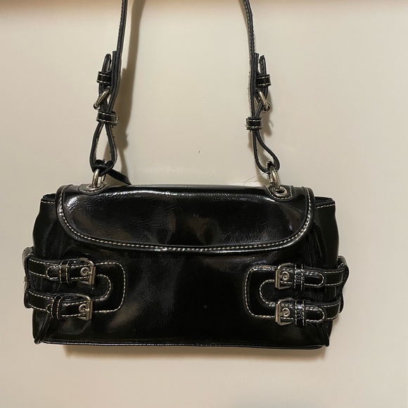 NWT - Franco Sarto Black Faux Patent Leather Shoulder Bag - Picture 2 of 3